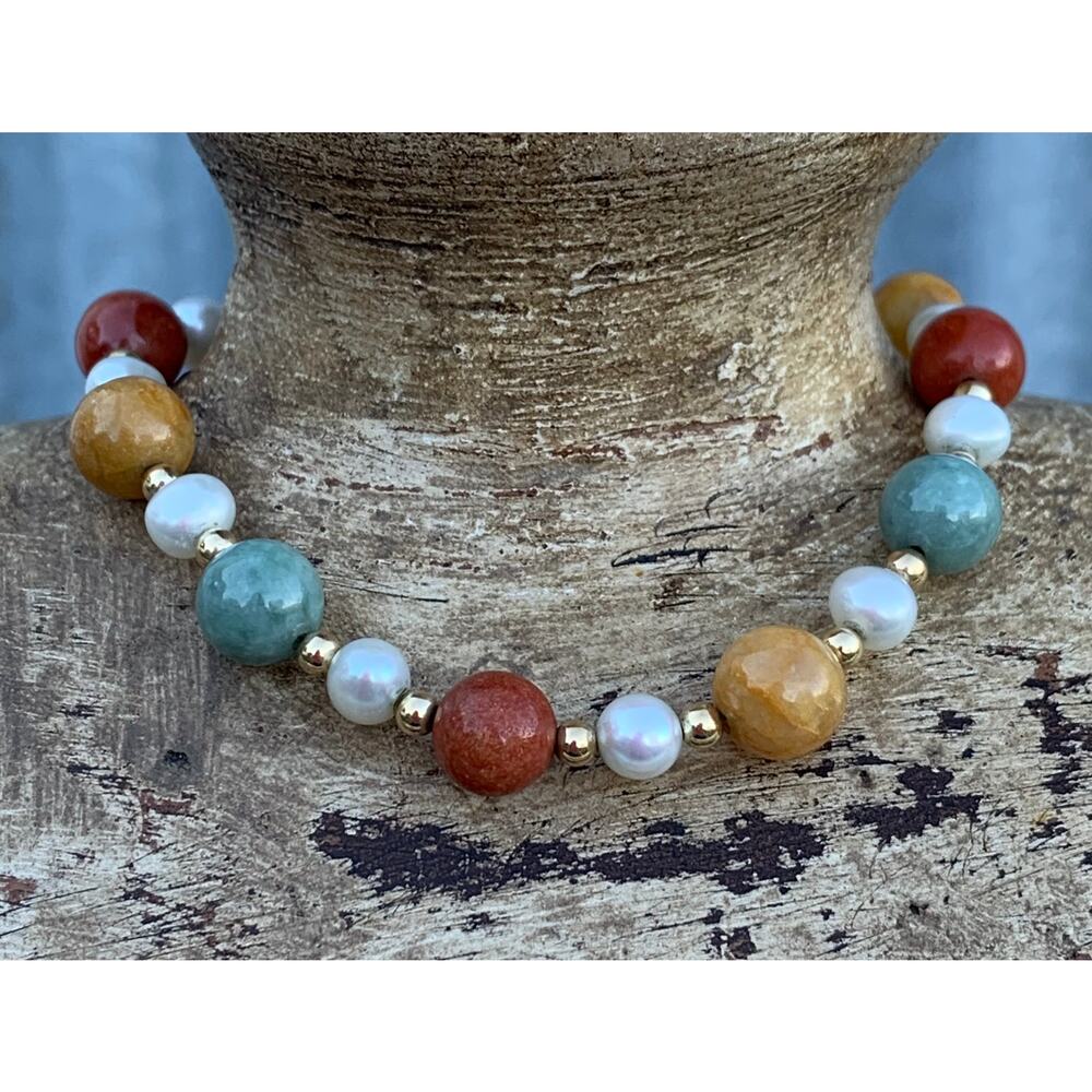 14K Gold, Multi Color Jade and Pearl Bracelet Vintage